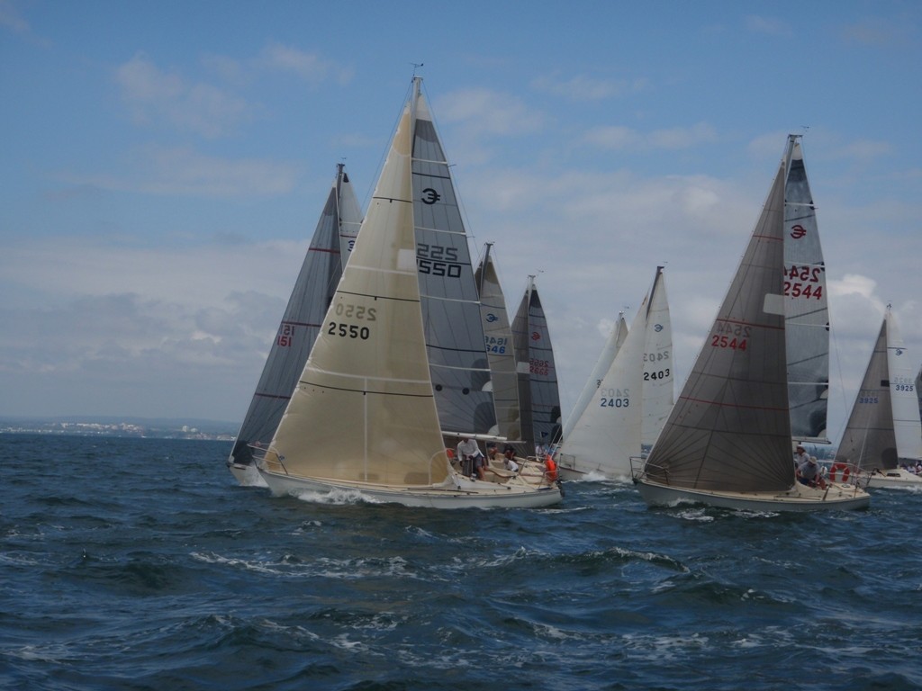 Perfect 12-knot conditions on the final day - Endeavour Australian National and NSW State Championships   © Wai Lee